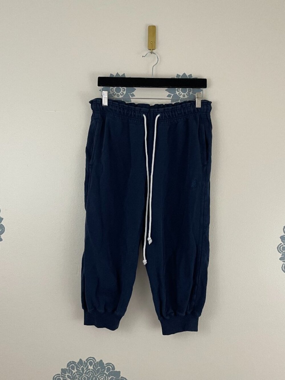 Free People Movement Flutter Cropped Joggers in Navy Blue Size Medium